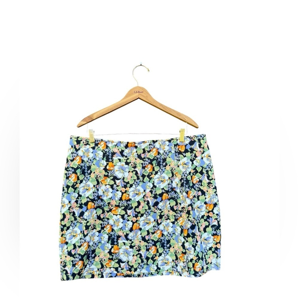 Wild Fable Women’s Floral Mini Skirt Size 17 Preppy